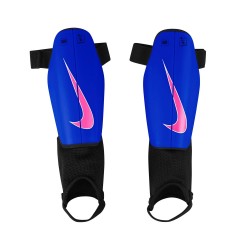Espinilleras Nike Charge Jr